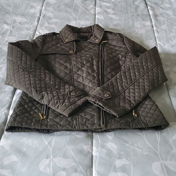 WeatherProof Jacket 🧥 - Picture 2 of 8